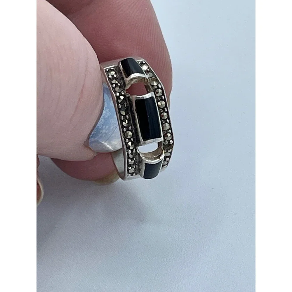 Vintage Sterling Silver 925 Band w/ 3 Cylindrical Onyx Stones Size 9
